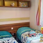 Campingplads Tikayan La Celestine Beynes (Alpes-de-Haute-Provence)