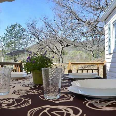 Tikayan La Célestine