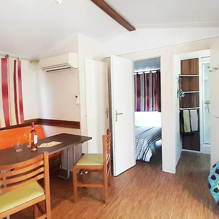 Campingplads Tikayan La Celestine Beynes (Alpes-de-Haute-Provence)