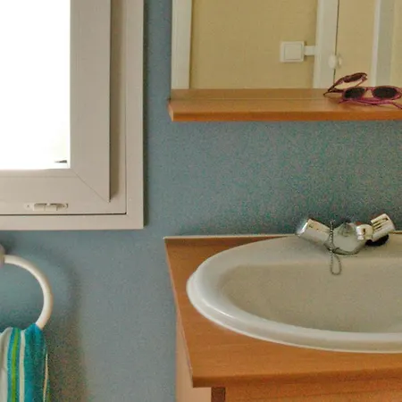 Tikayan La Célestine