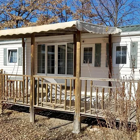 Campingplads Tikayan La Celestine Beynes (Alpes-de-Haute-Provence)