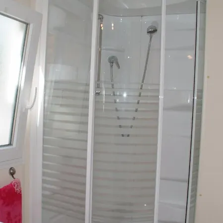 Tikayan La Célestine Campeggio Beynes (Alpes-de-Haute-Provence)