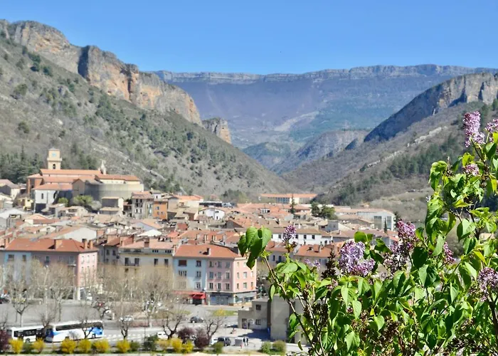 Tikayan La Célestine Camping 3*