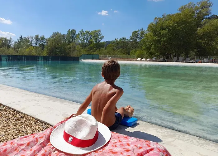 Tikayan La Celestine 3* Beynes (Alpes-de-Haute-Provence)