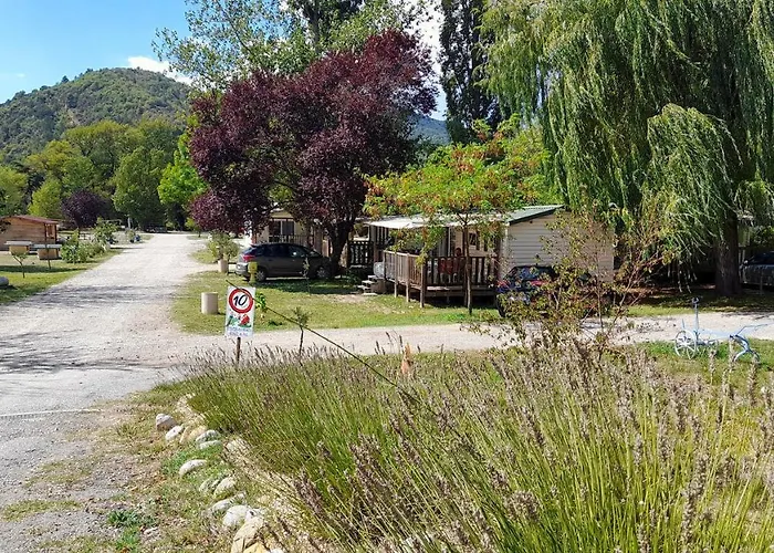 Tikayan La Celestine 3*