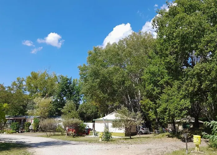 Tikayan La Celestine 3*